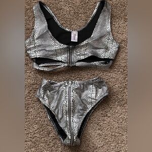 iHeartRaves Two Piece Silver Cut Out Set